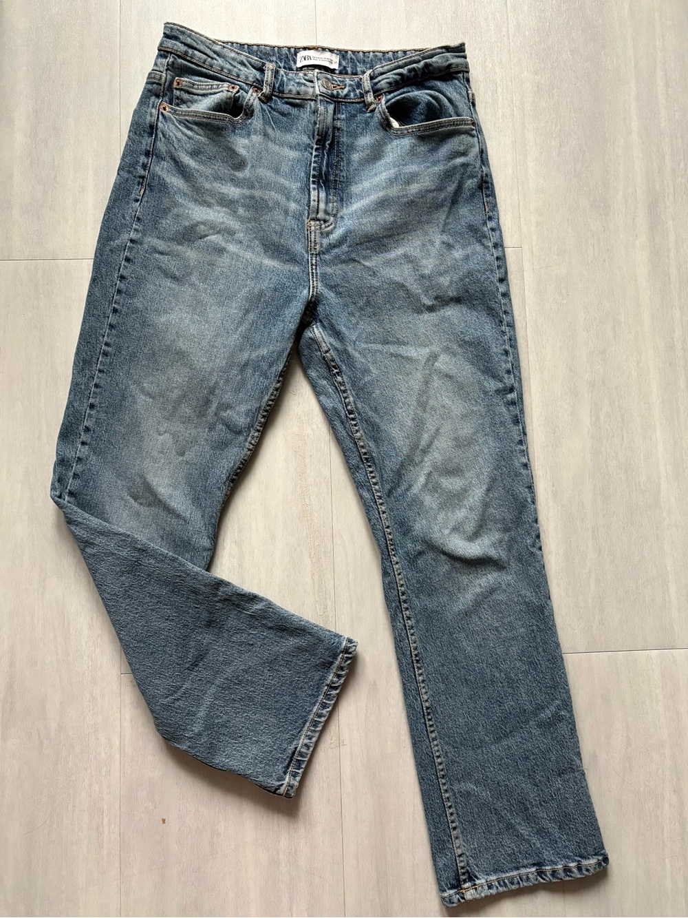 Zara Women’s High-waisted Medium Wash Straight Jeans
